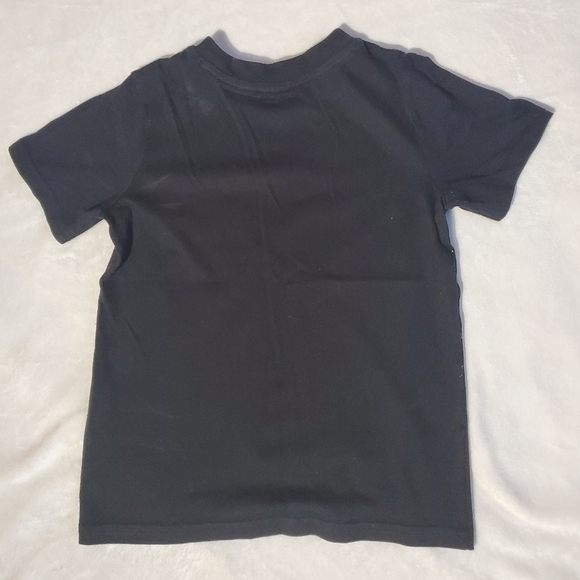 Boys Puma t shirt black & red size 5 - Picture 4 of 5